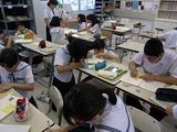 真剣に鑑賞中。。。 真剣に鑑賞中。。。