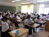 2年4組