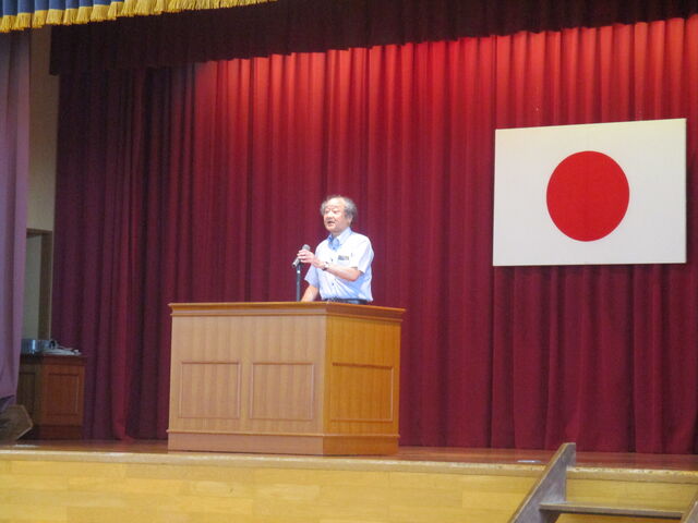 前期前半　全校集会を行いました