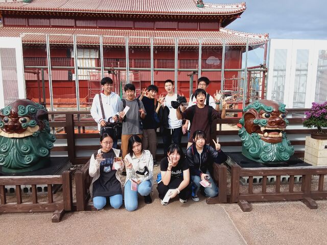 修学旅行３日目。首里城と国際通りに行きました。