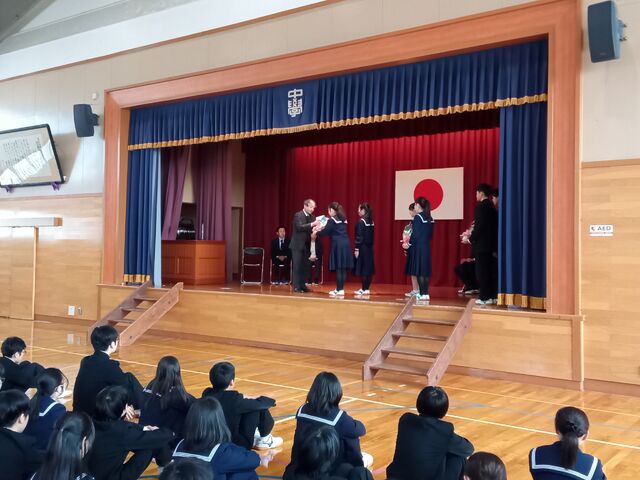 ３月３０日（月）離任式