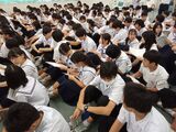 「将来に向けて今すべきこと」について意見交換している様子