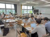 実践後の授業協議の様子①